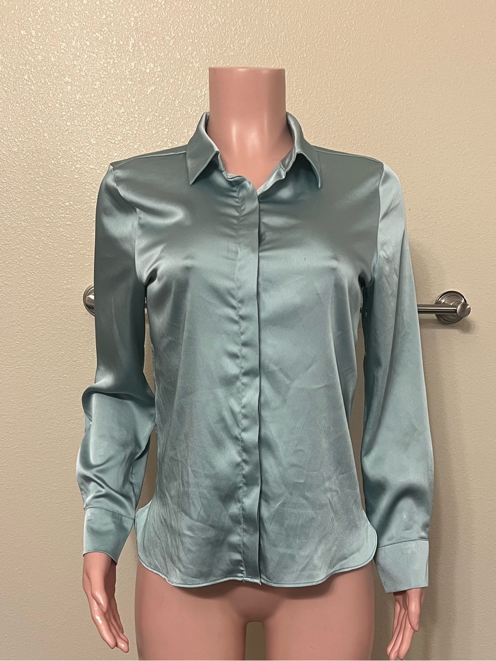 Silky Light Aqua Button-Front Women’s Blouse. Size S.
